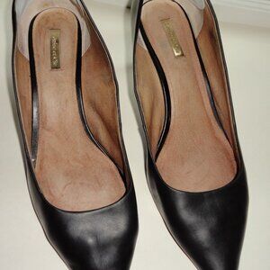 Louise et Cie Jordyna Pump Black Leather Lined Insole 2.5" Heels Pointed Toe 13